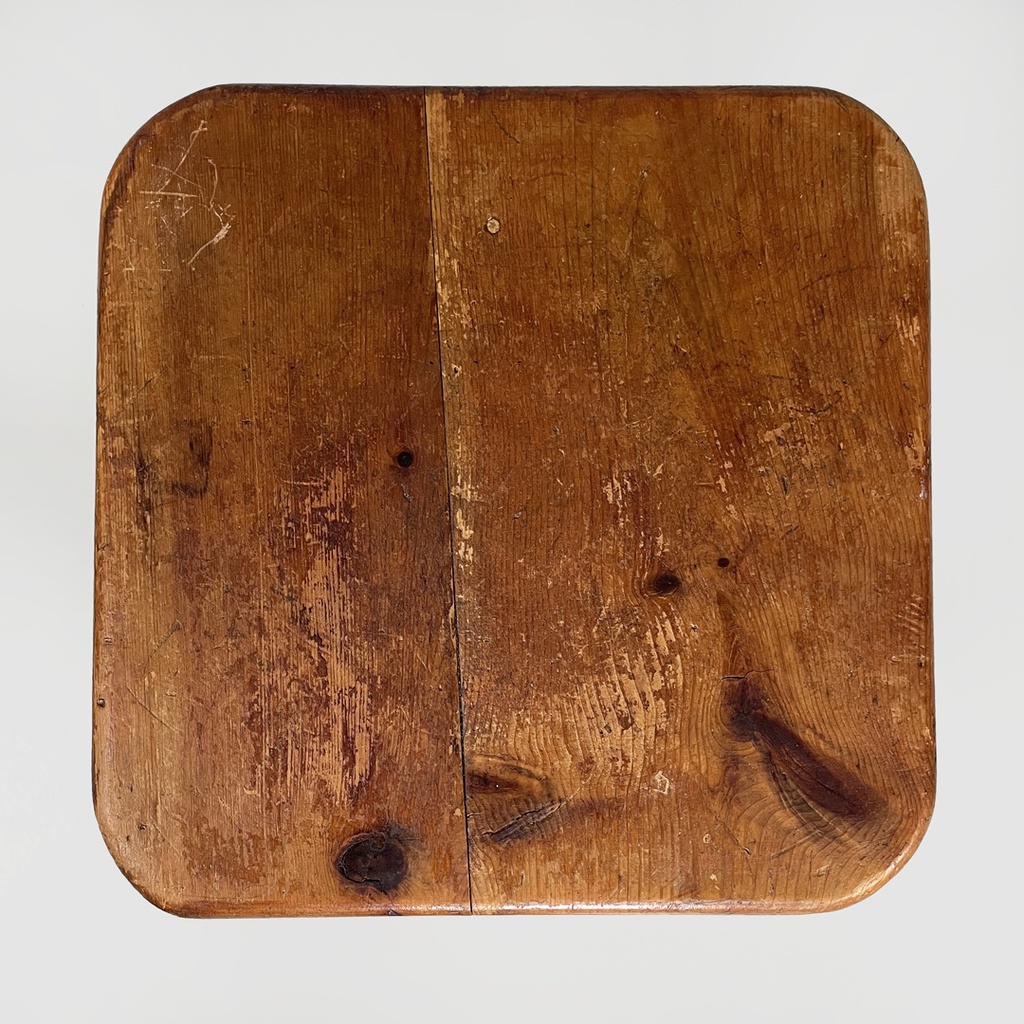 Sgabelli in legno, 1970 ca.