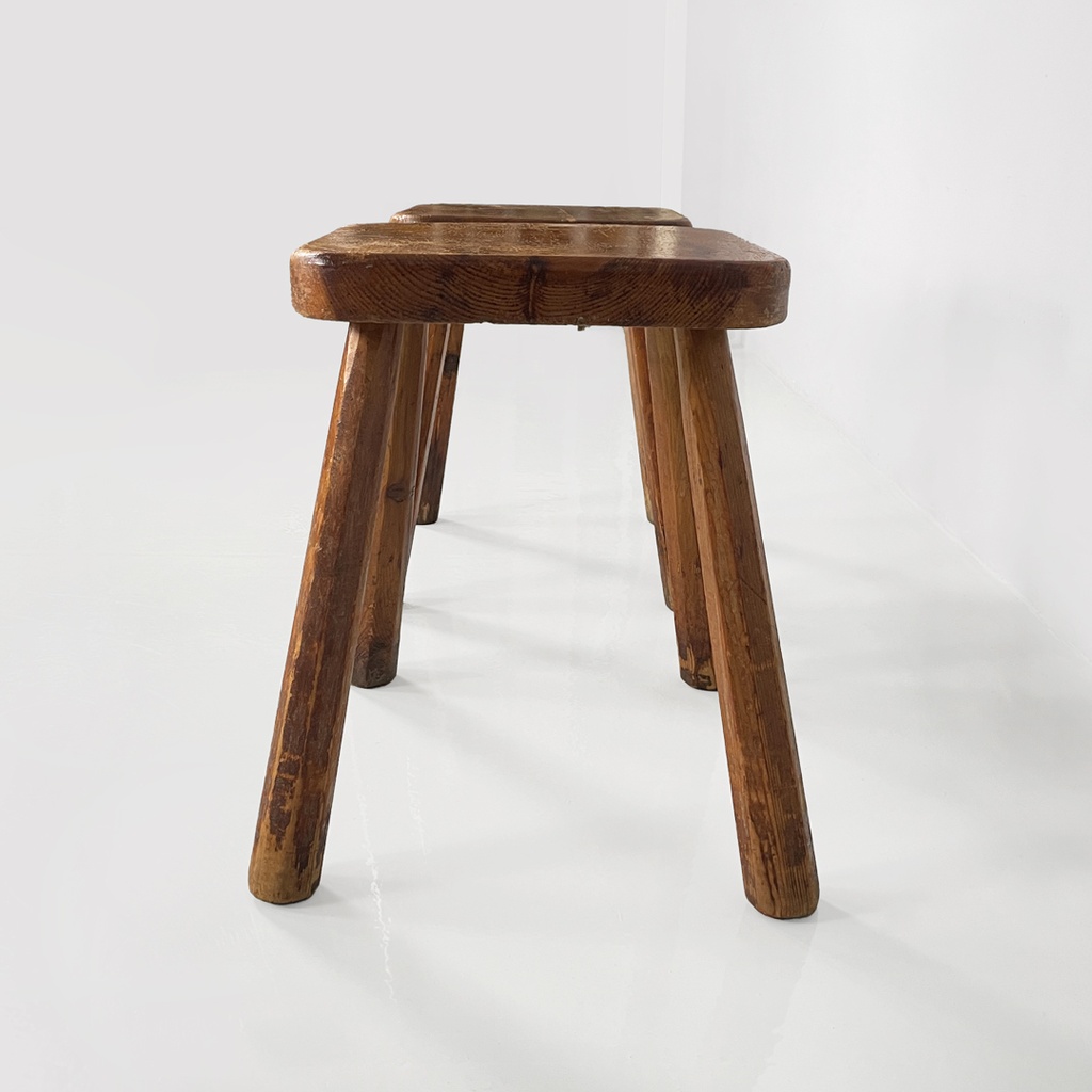 Sgabelli in legno, 1970 ca.