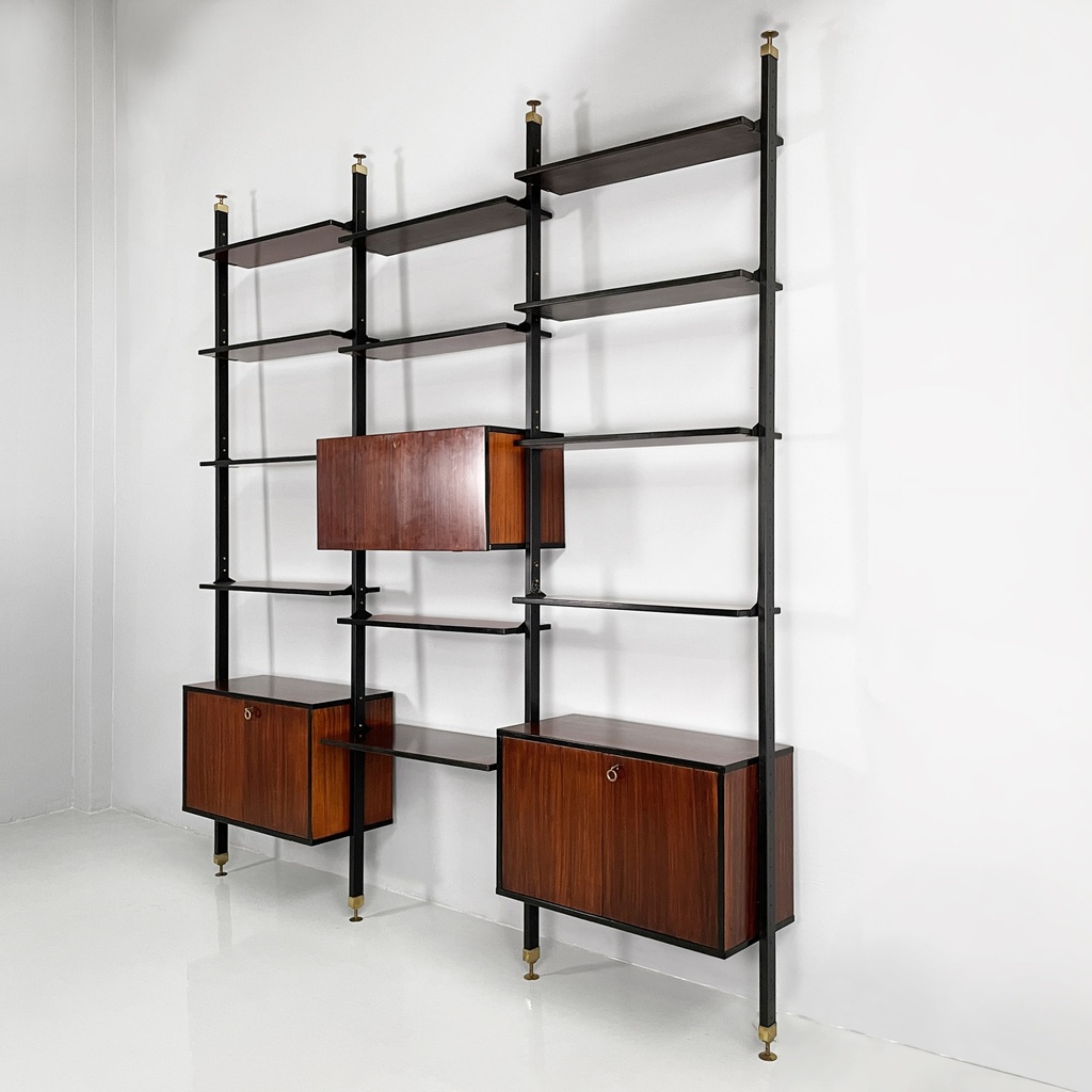 Libreria in legno e metallo nero, 1960 ca.