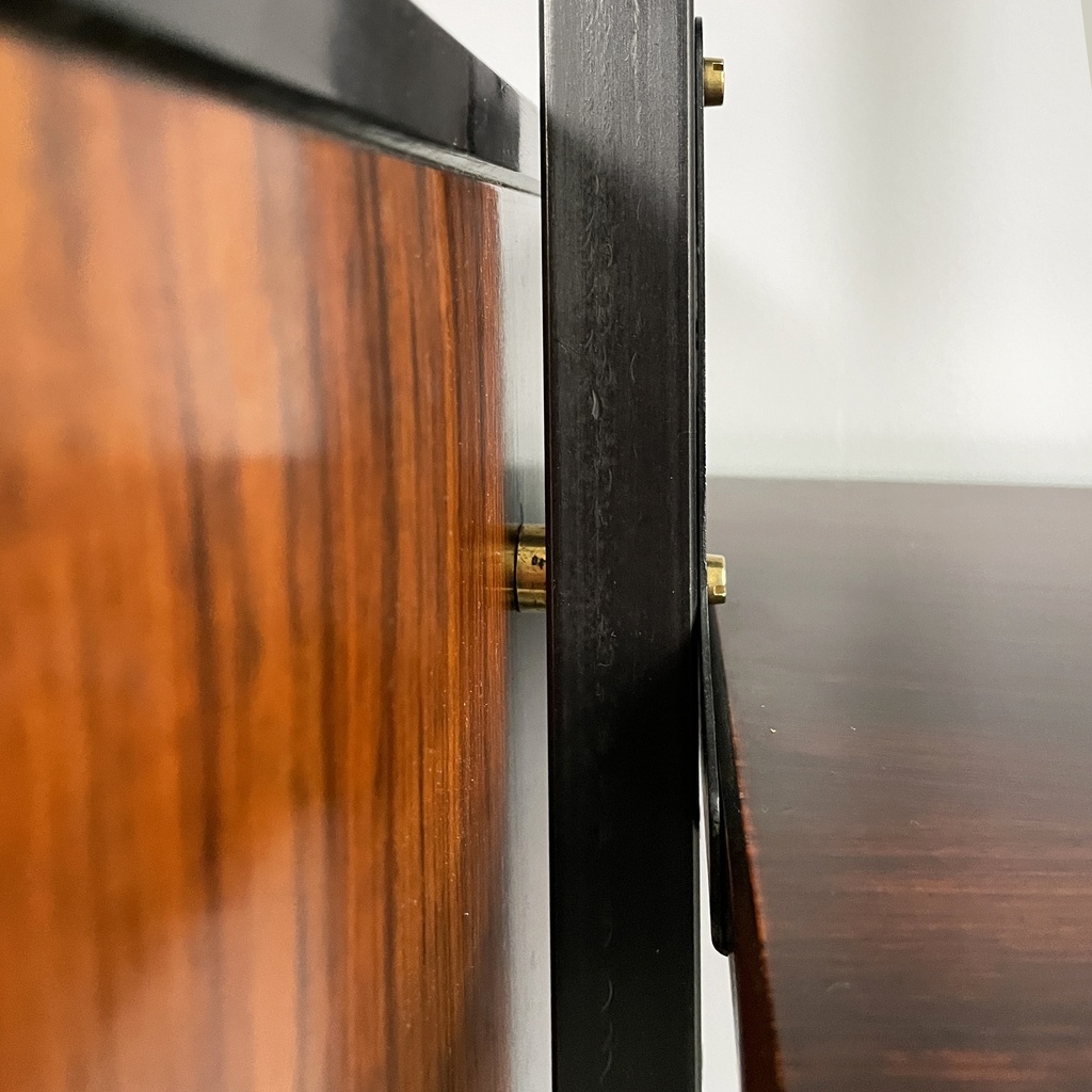 Libreria in legno e metallo nero, 1960 ca.