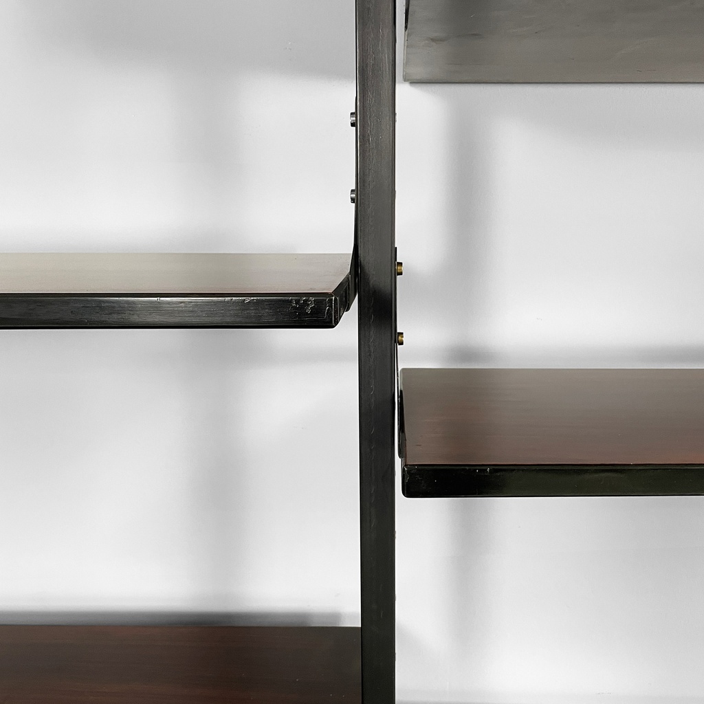 Libreria in legno e metallo nero, 1960 ca.