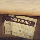 Scrivania in legno di noce per Hille of London, 1920 ca.