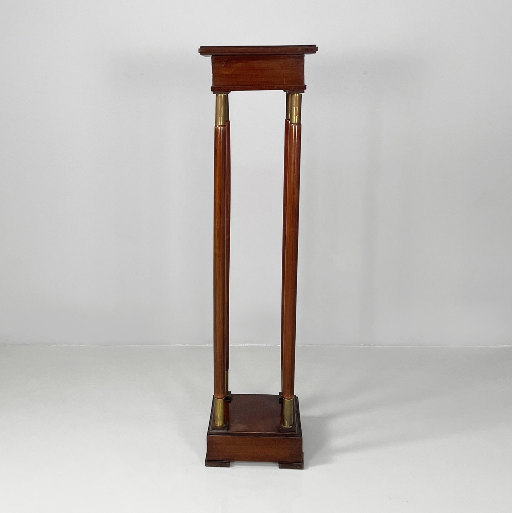 Piedistallo in legno e ottone, metà 1800 ca.