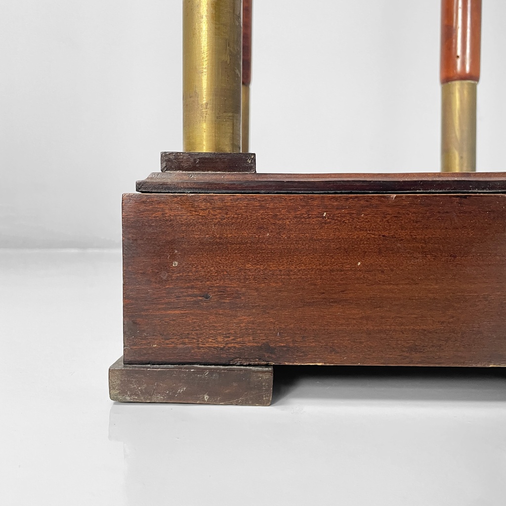 Piedistallo in legno e ottone, metà 1800 ca.
