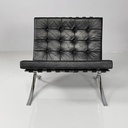 Poltrone in pelle nera e acciaio, 1970 ca.