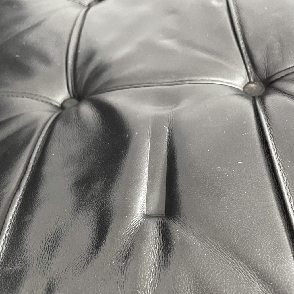 Poltrone in pelle nera e acciaio, 1970 ca.