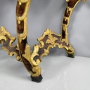 Consolle in legno dorato con decori, 1700 ca.