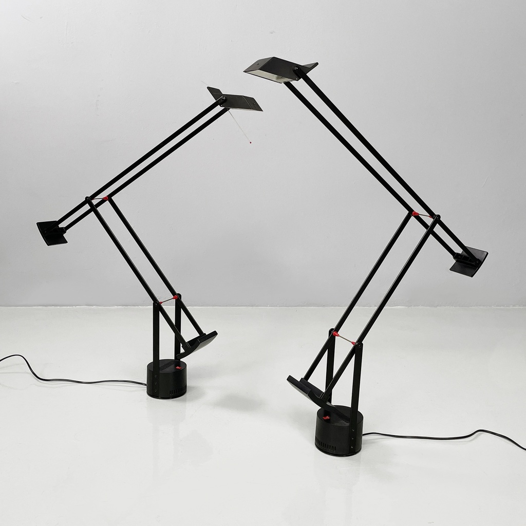 Lampade da tavolo Tizio di Richard Sapper per Artemide, 1970 ca.