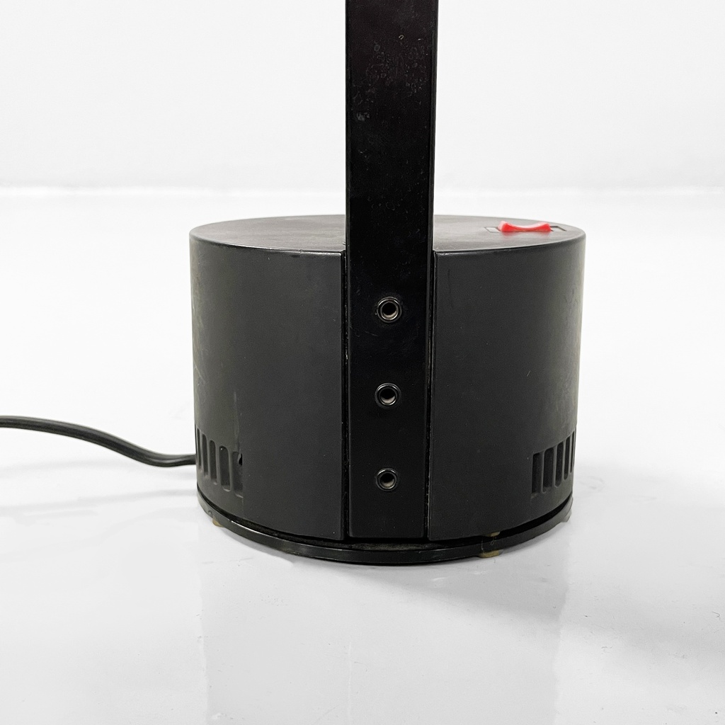 Lampade da tavolo Tizio di Richard Sapper per Artemide, 1970 ca.