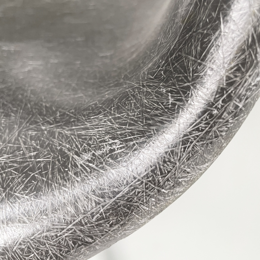 Poltrona La Fonda di Charles e Ray Eames per Herman Miller, 1960 ca.