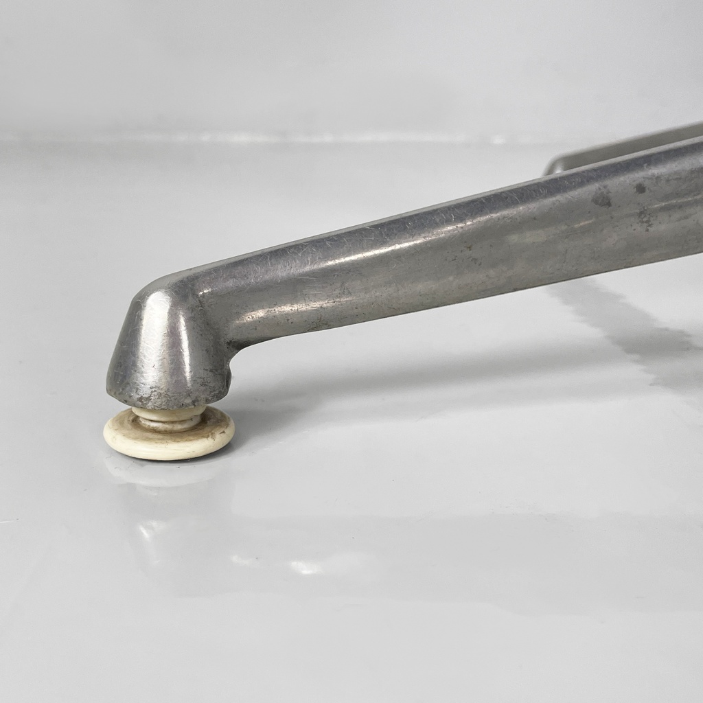 Poltrona La Fonda di Charles e Ray Eames per Herman Miller, 1960 ca.