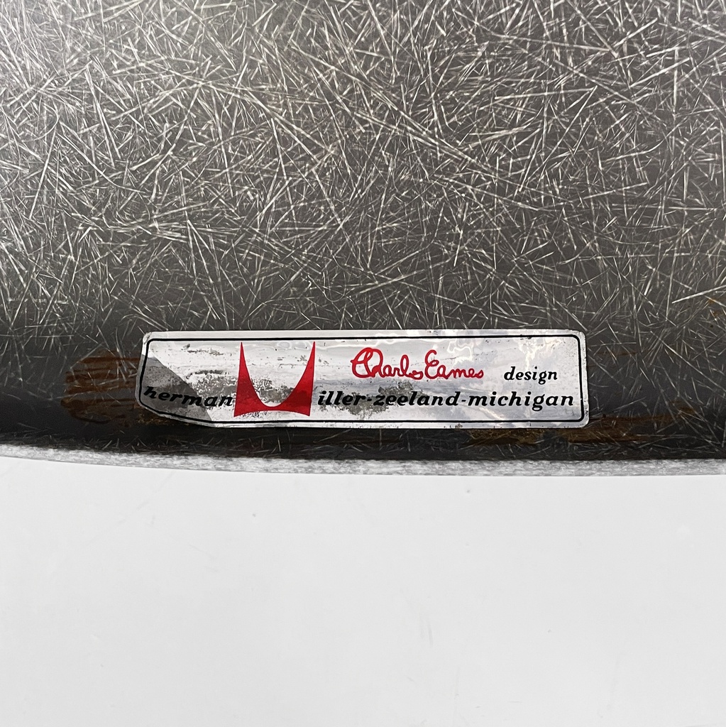 Poltrona La Fonda di Charles e Ray Eames per Herman Miller, 1960 ca.