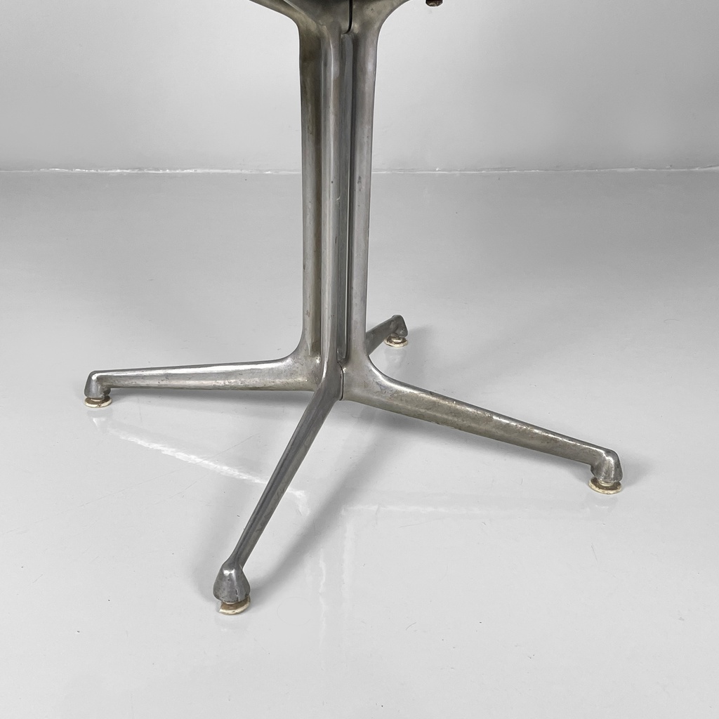 Poltrone La Fonda di Charles Eames per Herman Miller, 1960 ca.