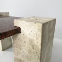 Tavolo da caffè in granito rosso e travertino, 1970 ca.