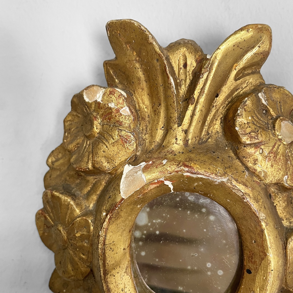 Applique in legno dorato e specchio, 1700 ca.
