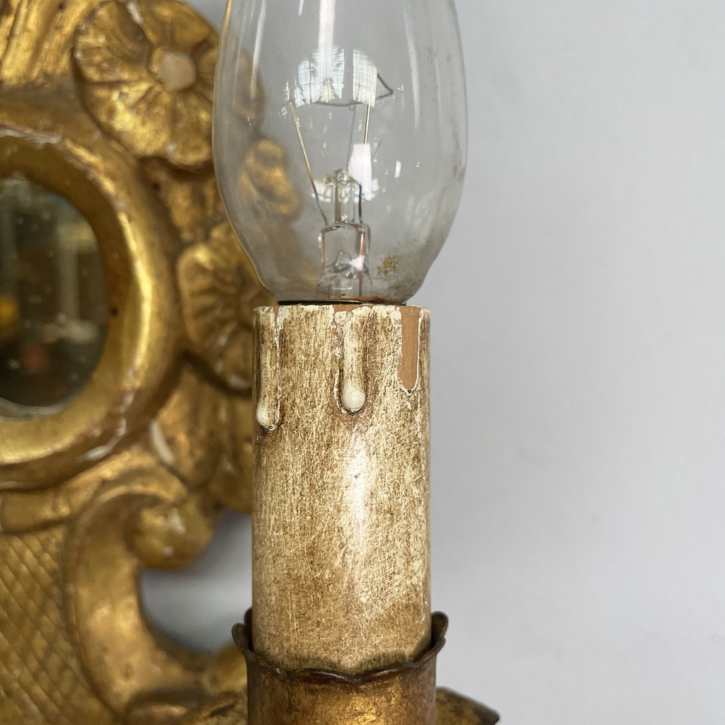 Applique in legno dorato e specchio, 1700 ca.