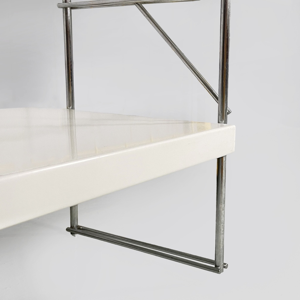 Libreria modulare da parete in acciaio e metallo bianco, 1980 ca.