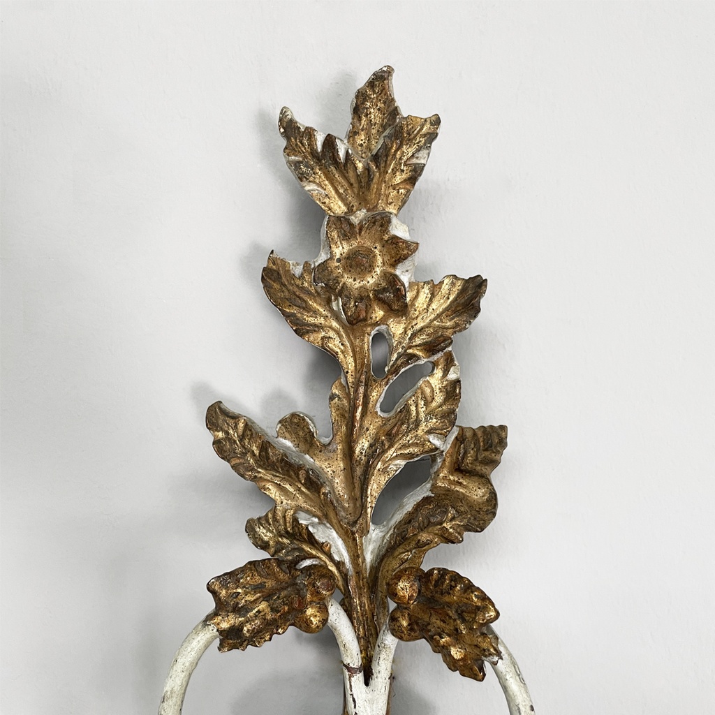 Applique in legno dorato, 1700 ca.