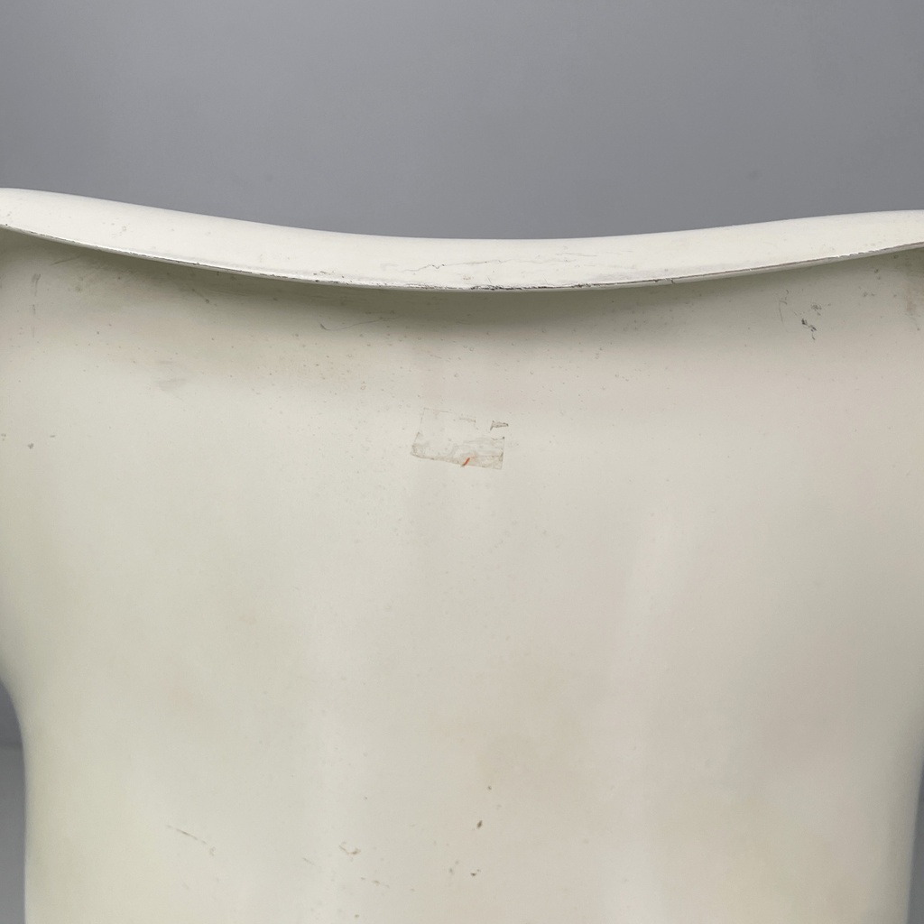 Sedie Tulip di Eerio Saarinen per Knoll, 1970 ca.