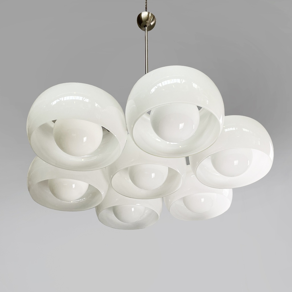 Lampadario Eptaclinio di Vico Magistretti per Artemide, 1970 ca.