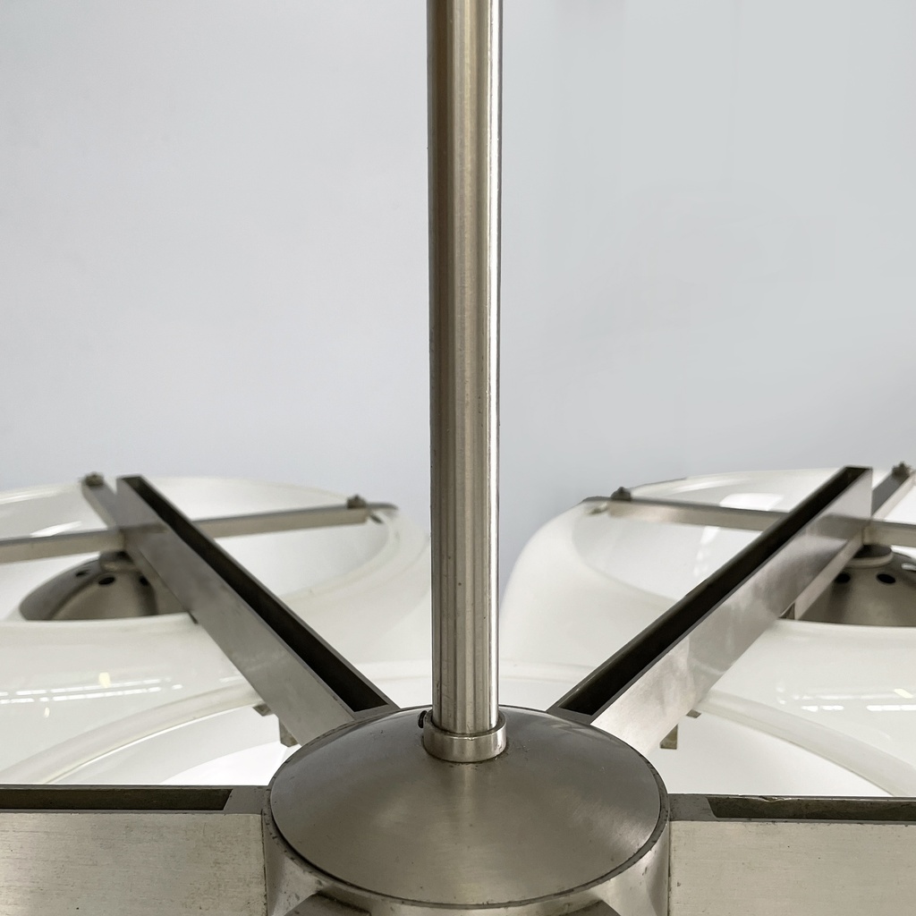 Lampadario Eptaclinio di Vico Magistretti per Artemide, 1970 ca.