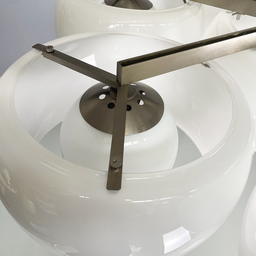 Lampadario Eptaclinio di Vico Magistretti per Artemide, 1970 ca.