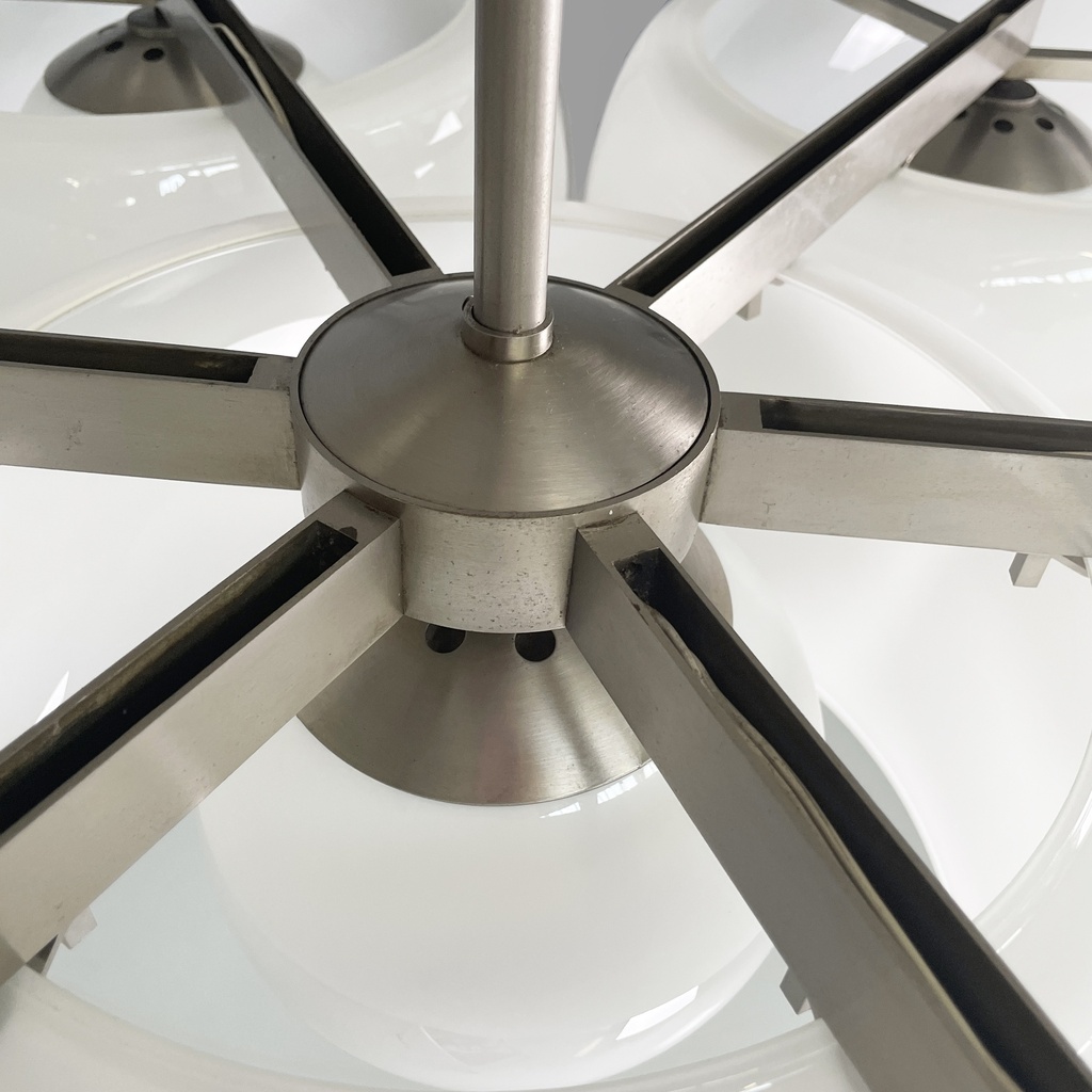 Lampadario Eptaclinio di Vico Magistretti per Artemide, 1970 ca.