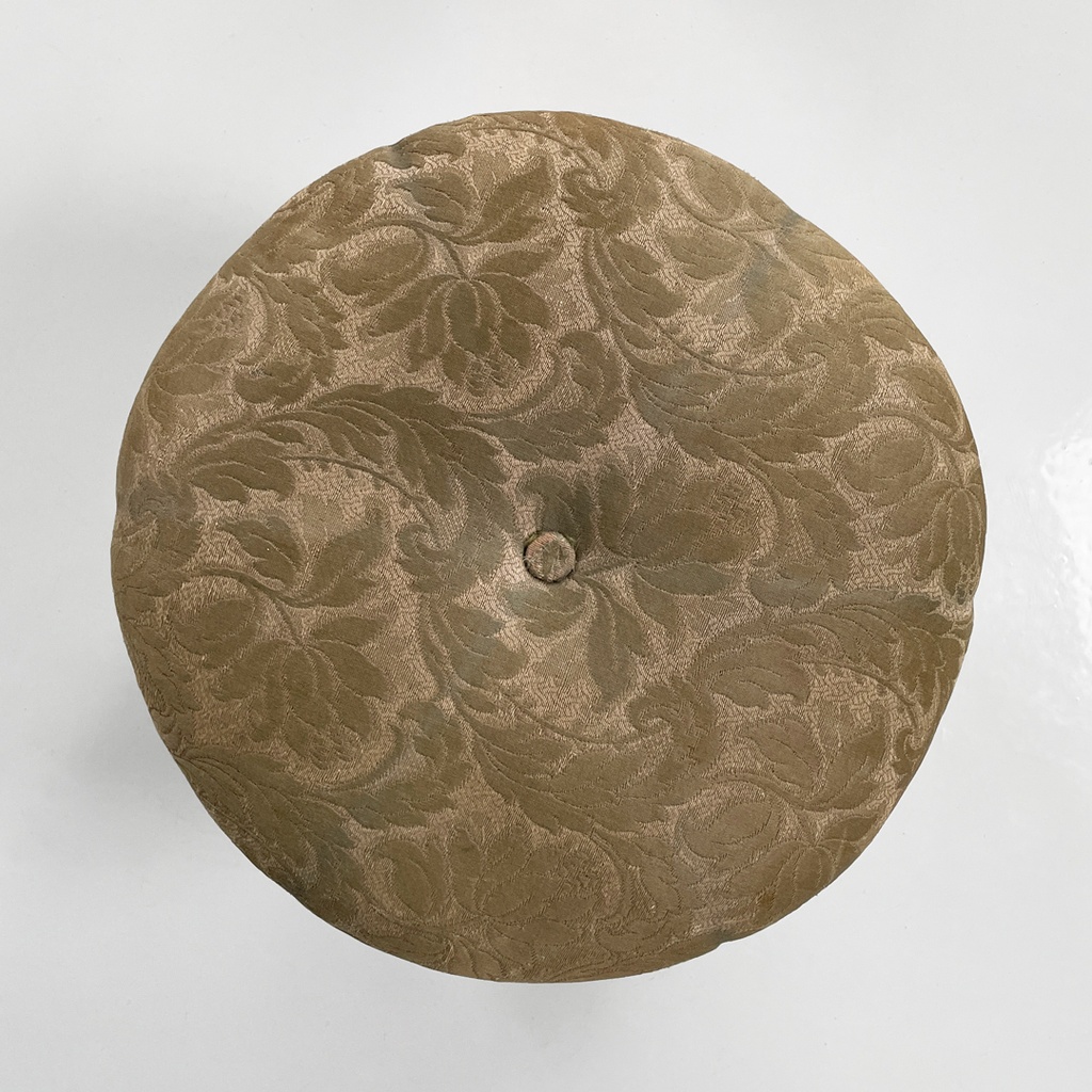 Poggiapiedi o pouf in tessuto, 1900 ca.
