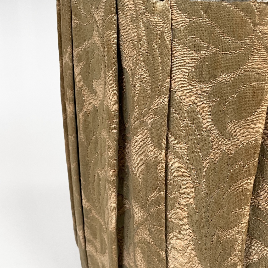 Poggiapiedi o pouf in tessuto, 1900 ca.