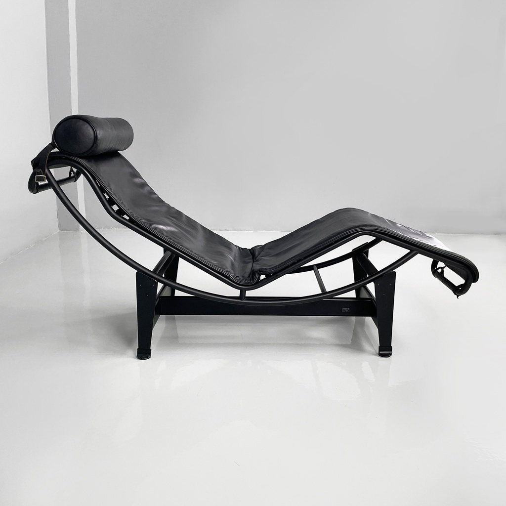 Chaise longue LC4 di Le Corbusier, Pierre Jeanneret e Charlotte Perriand per Cassina, 1980 ca.