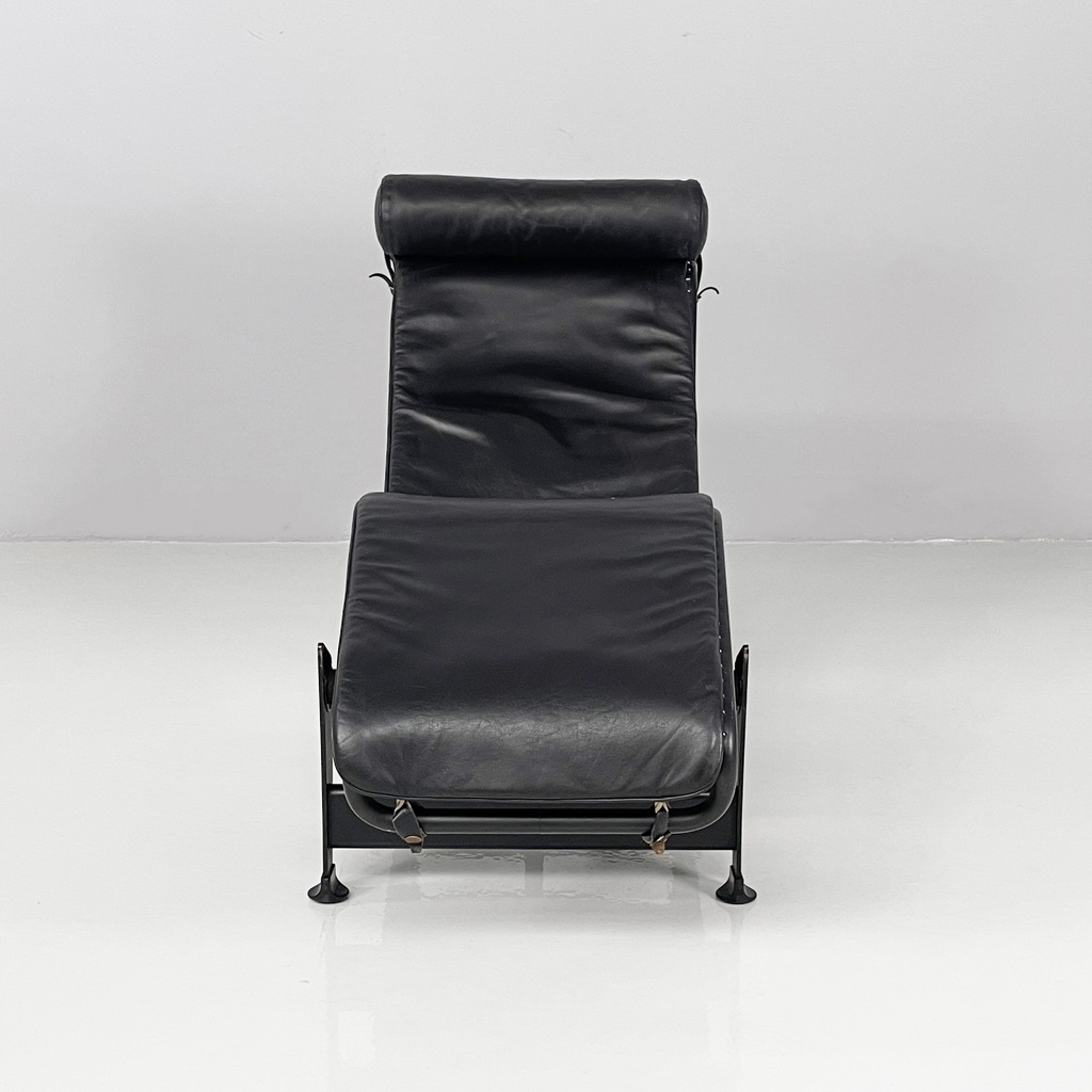 Chaise longue LC4 di Le Corbusier, Pierre Jeanneret e Charlotte Perriand per Cassina, 1980 ca.