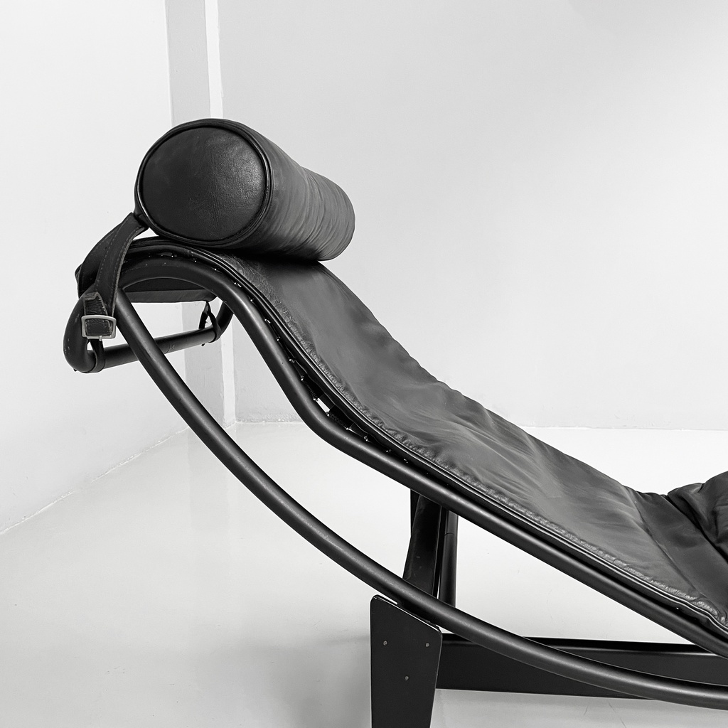 Chaise longue LC4 di Le Corbusier, Pierre Jeanneret e Charlotte Perriand per Cassina, 1980 ca.