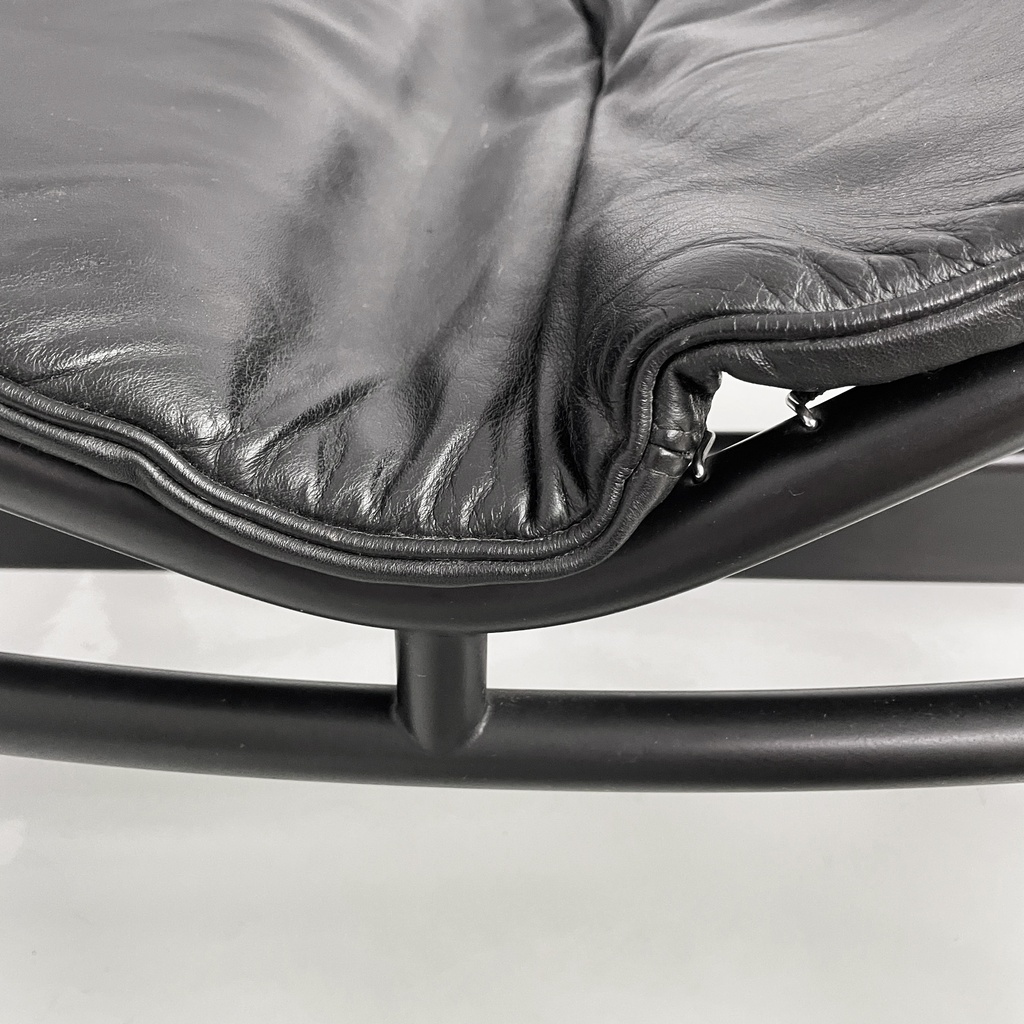 Chaise longue LC4 di Le Corbusier, Pierre Jeanneret e Charlotte Perriand per Cassina, 1980 ca.