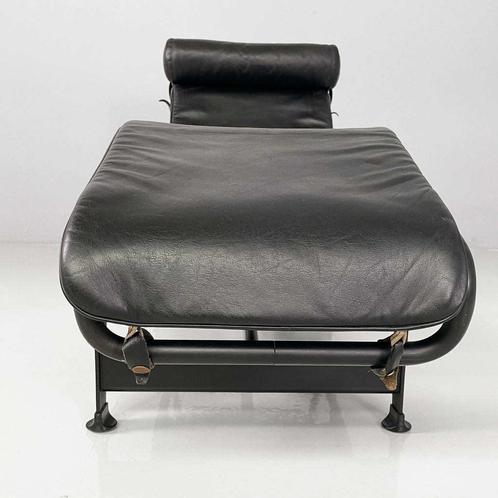 Chaise longue LC4 di Le Corbusier, Pierre Jeanneret e Charlotte Perriand per Cassina, 1980 ca.