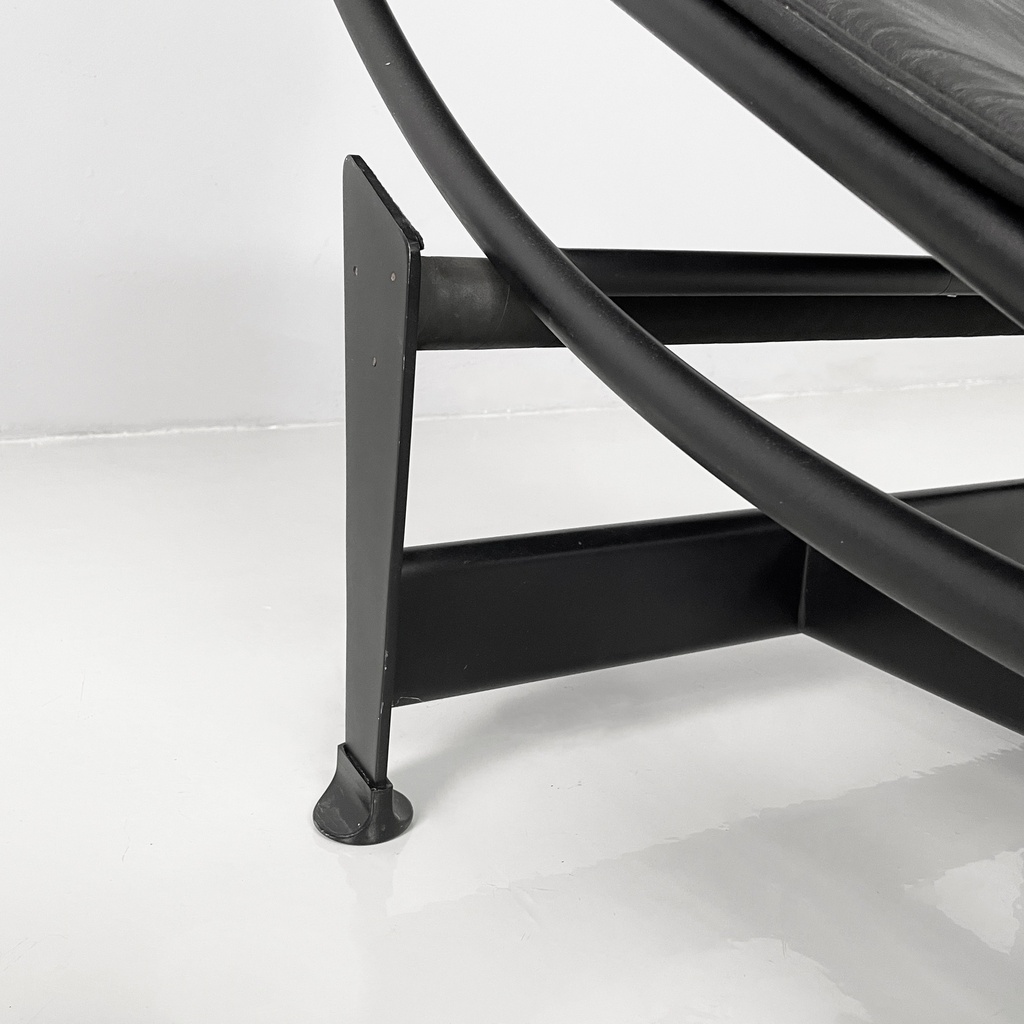 Chaise longue LC4 di Le Corbusier, Pierre Jeanneret e Charlotte Perriand per Cassina, 1980 ca.