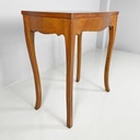 Scrivania in legno di noce, 1700 ca.