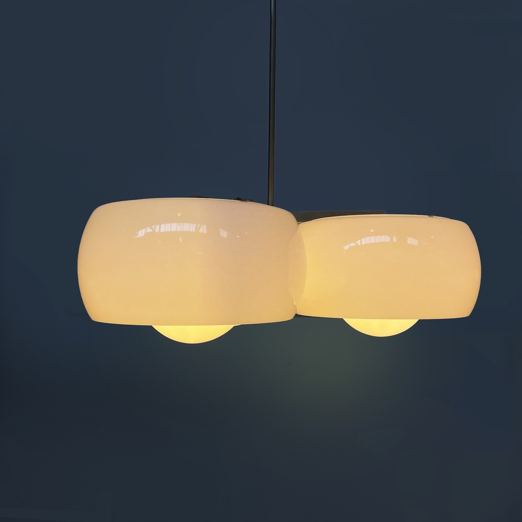 Lampadario Triclinio di Vico Magistretti per Artemide, 1970 ca.