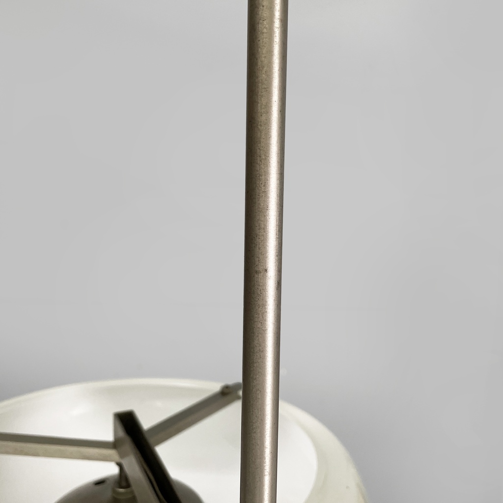 Lampadario Triclinio di Vico Magistretti per Artemide, 1970 ca.