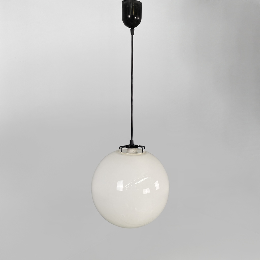 Lampadario tondo in vetro bianco, 1950 ca.