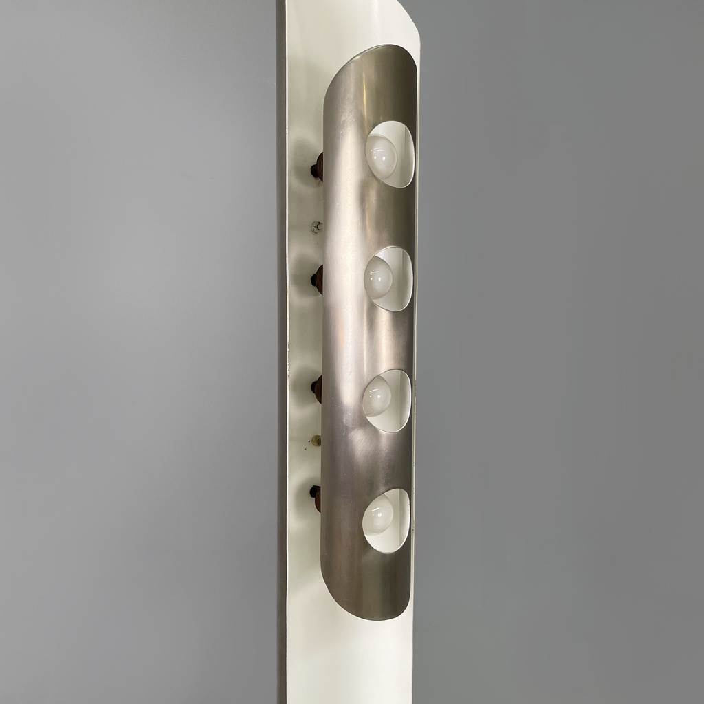 10 lampada terra.jpg