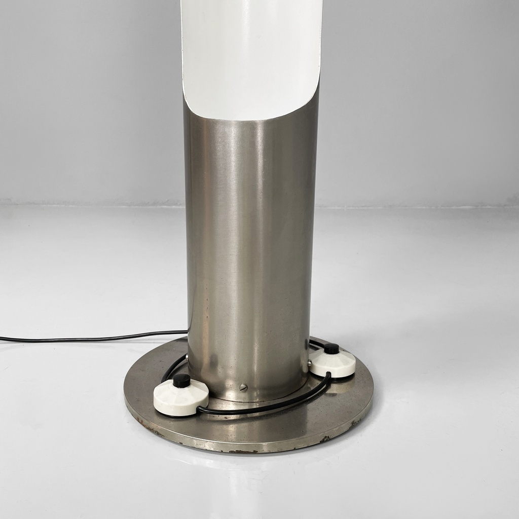 16 lampada terra.jpg