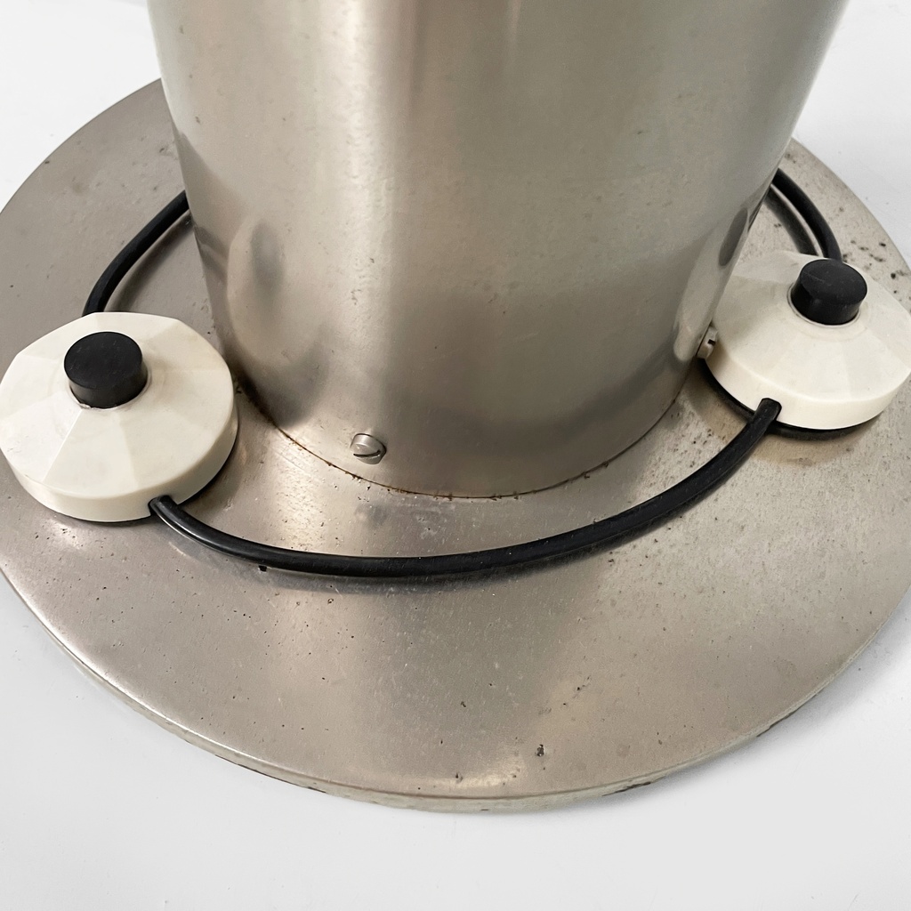 18 lampada terra.jpg