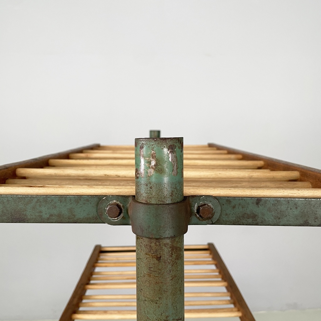 Carrello in legno e metallo verde, 1920 ca.