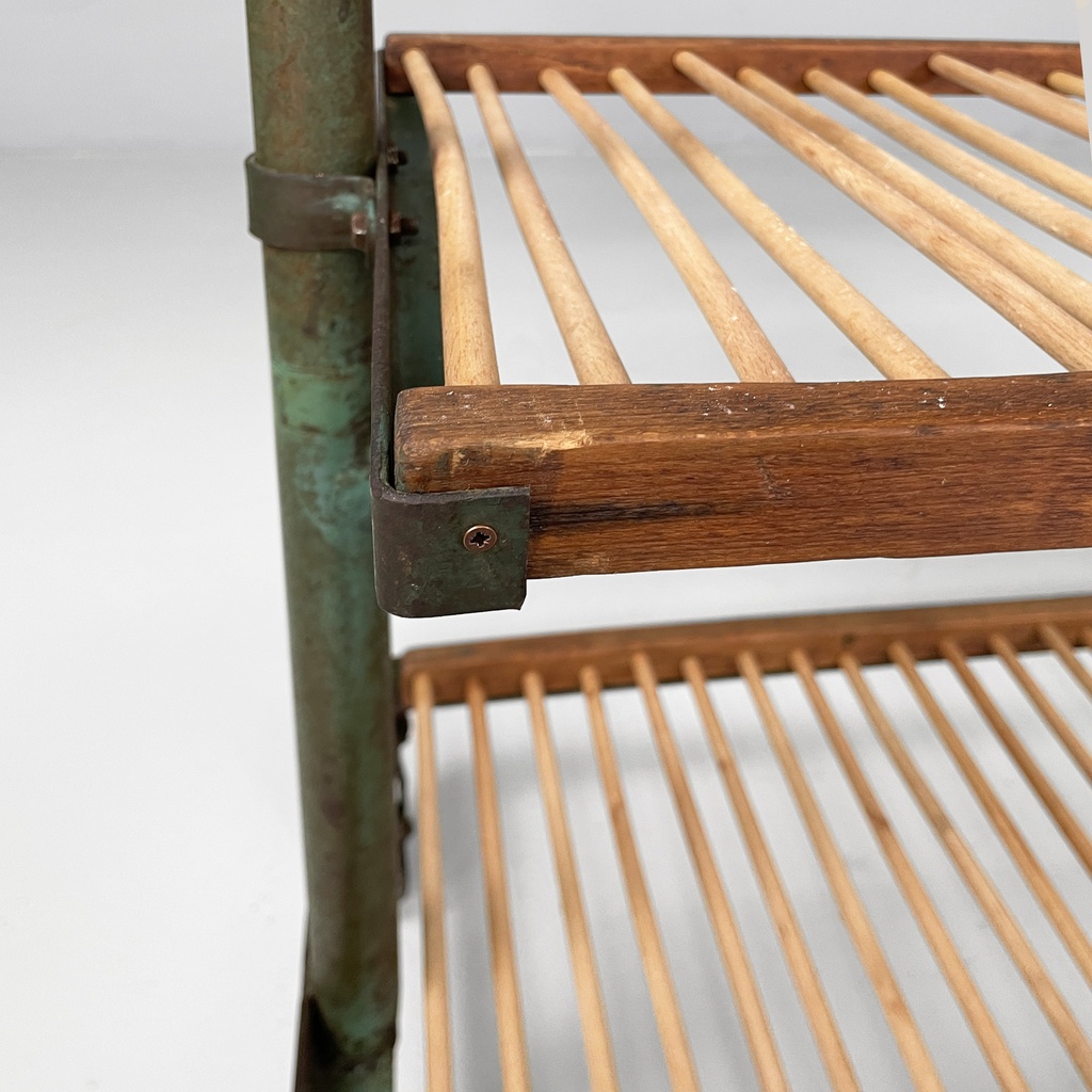 Carrello in legno e metallo verde, 1920 ca.