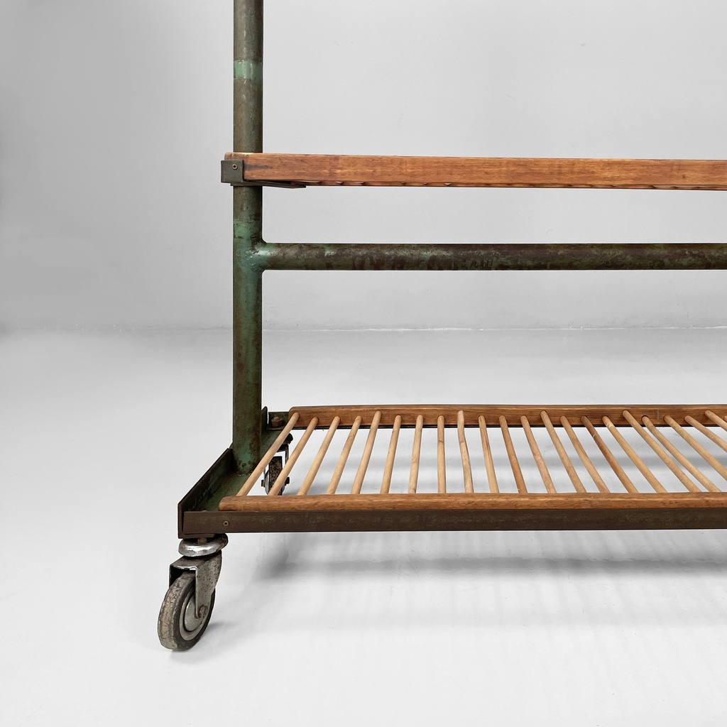 Carrello in legno e metallo verde, 1920 ca.