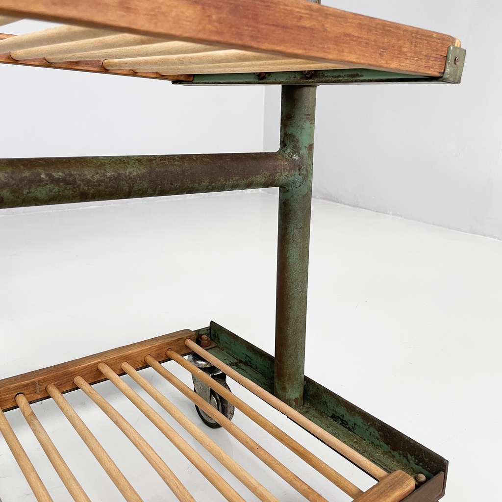 Carrello in legno e metallo verde, 1920 ca.