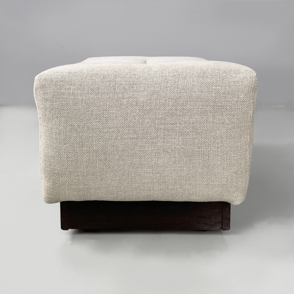 Pouf in legno e tessuto beige, 1970 ca.