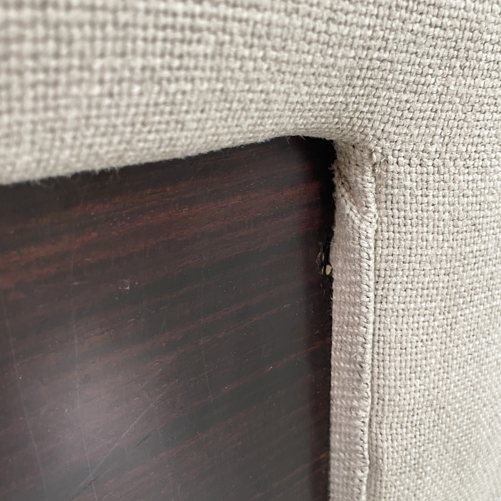 Pouf in legno e tessuto beige, 1970 ca.