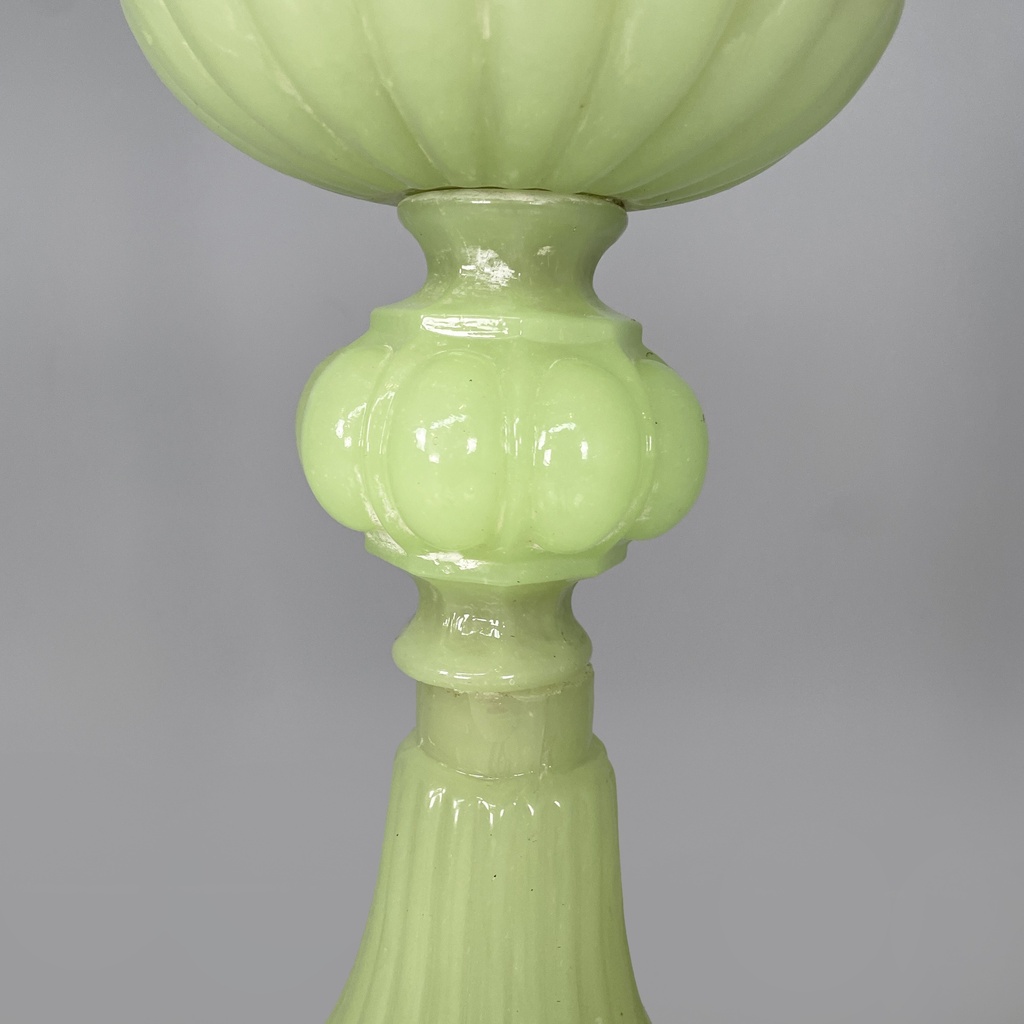 Lampada da terra in tessuto e vetro opalino verde, 1930 ca.
