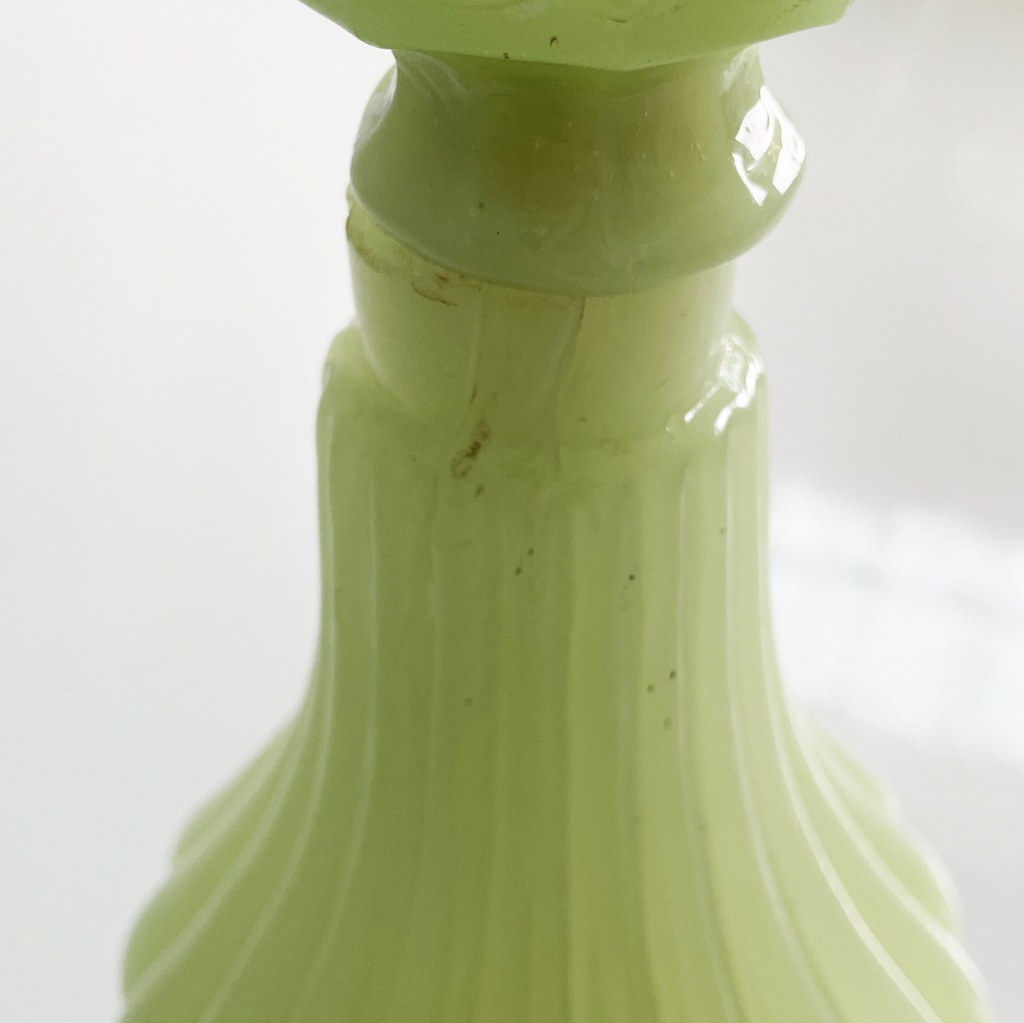 Lampada da terra in tessuto e vetro opalino verde, 1930 ca.